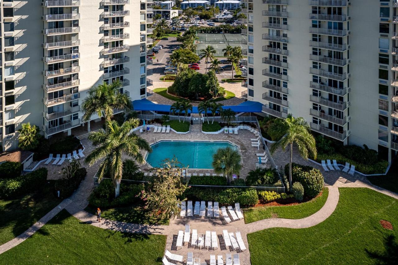 Updated Gulf Front Condo On The South End Of Fort Myers Beach! Condo Εξωτερικό φωτογραφία